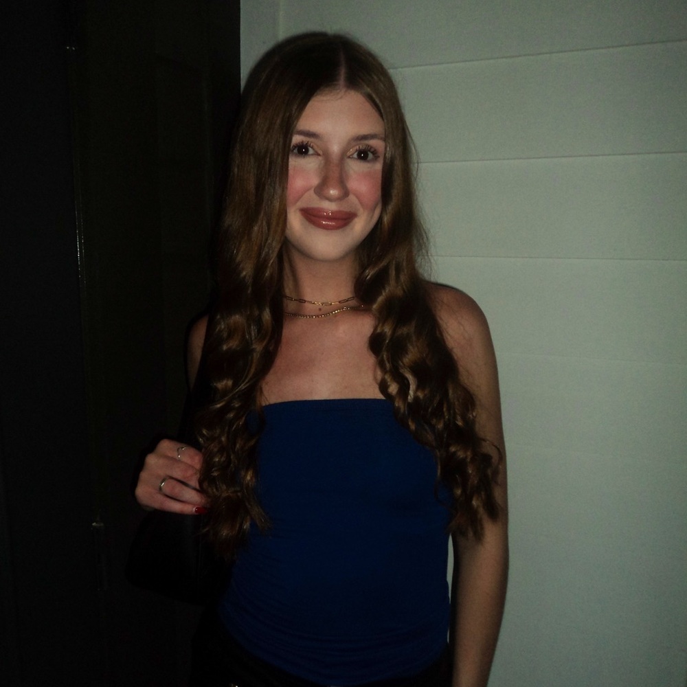 Meet your Posher, Isabella